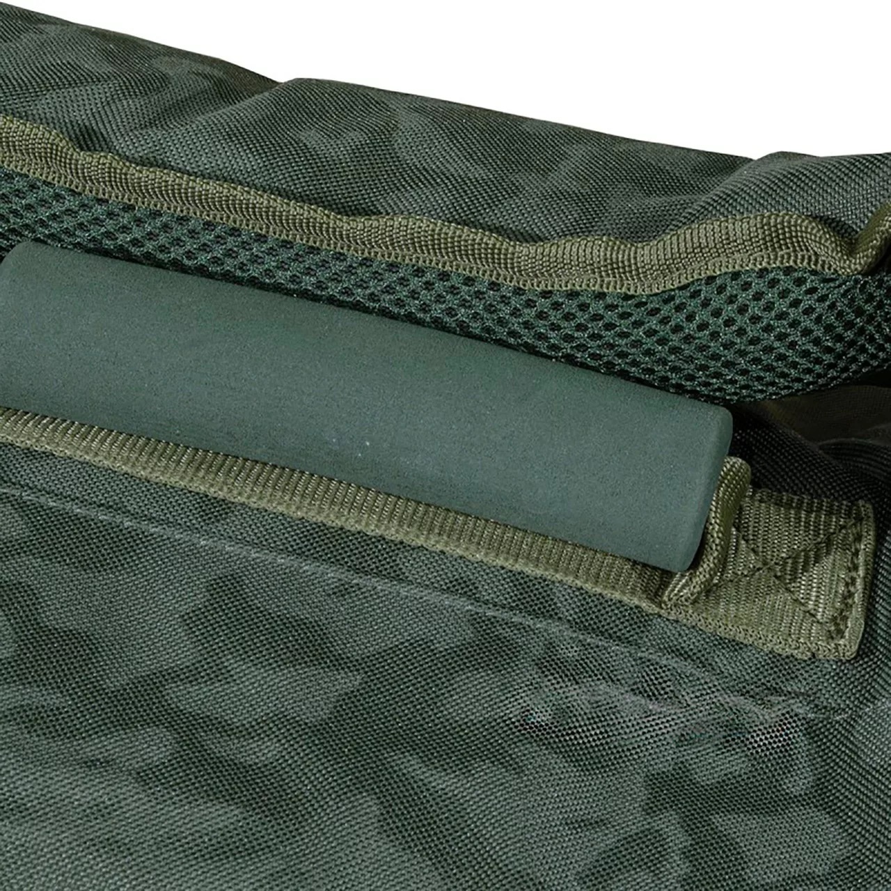 Чехол для 6-и оснащенных карповых удилищ 3.90 м Carp Pro 1